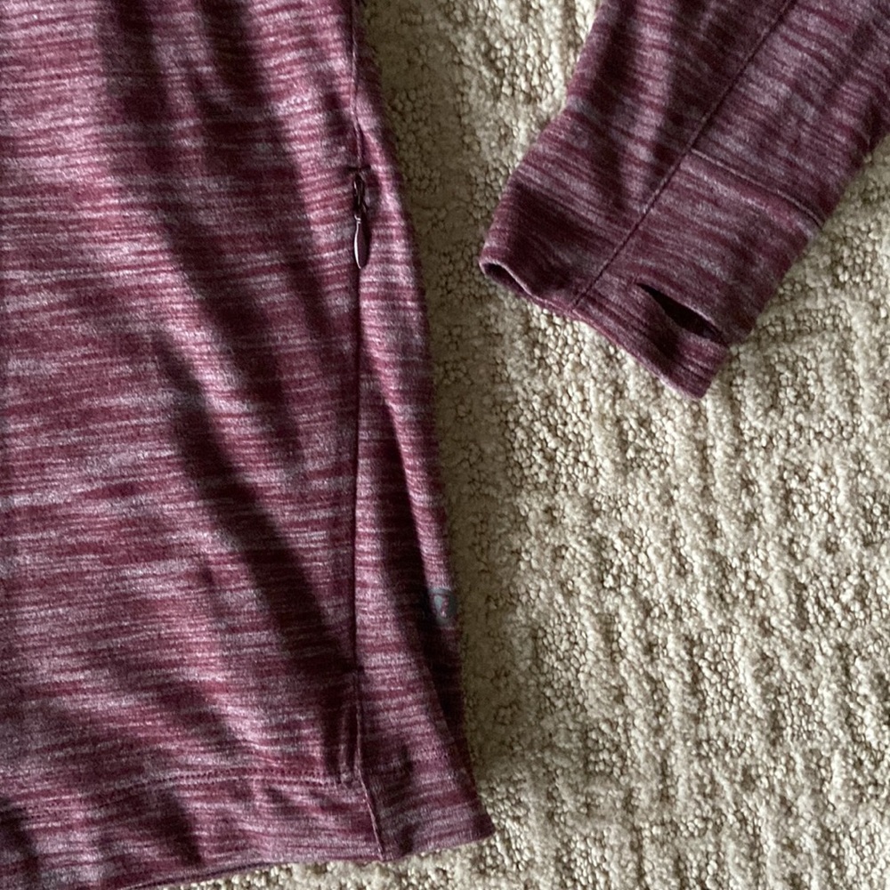 Euc Lululemon Pullover - image 3